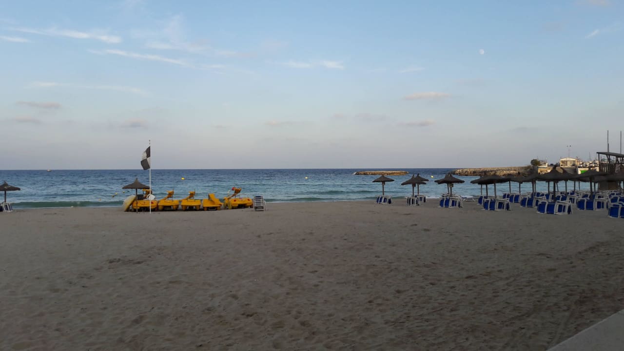 Hotelstrand gegen Abend Hotel Playa Moreia