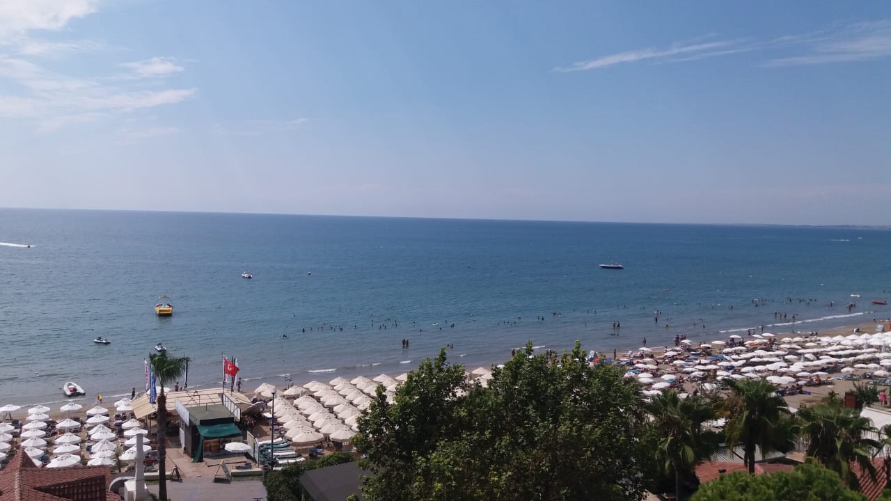 Strand Side Star Beach