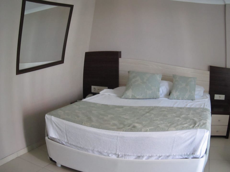 Sehr gute Betten Opia Hotel