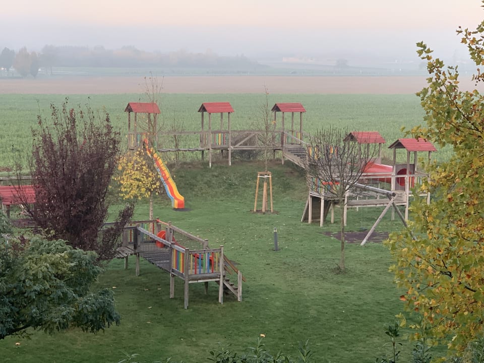 Außenansicht All In Red Thermenhotel