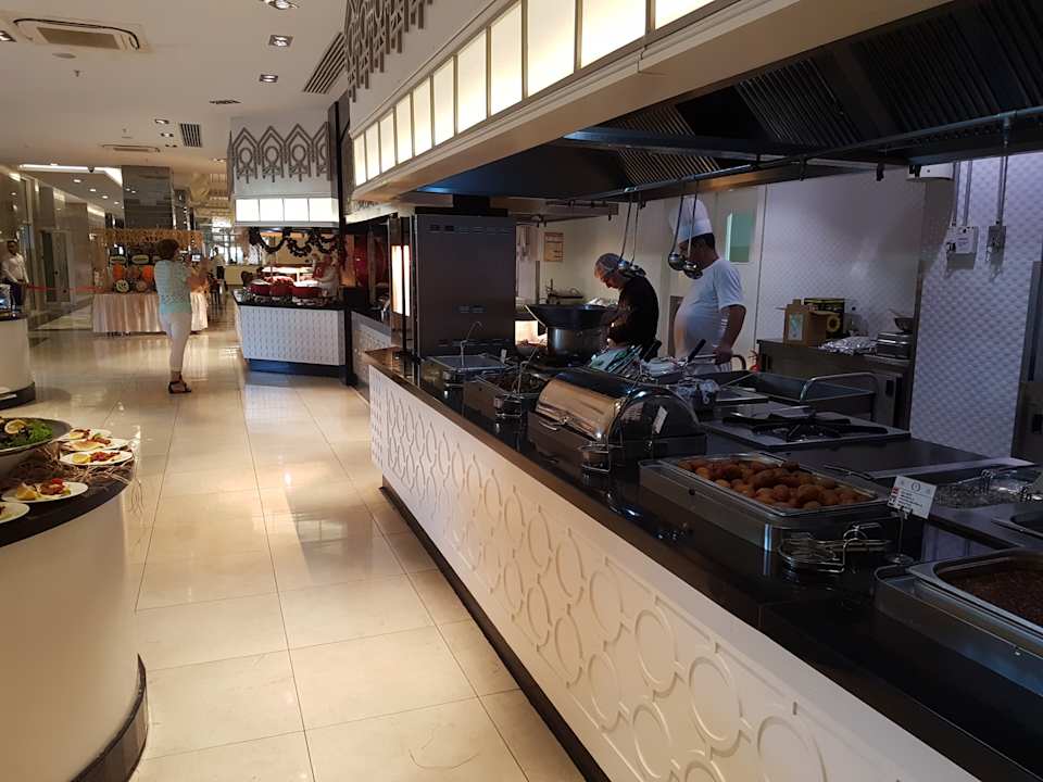 Gastro Well Palace Side