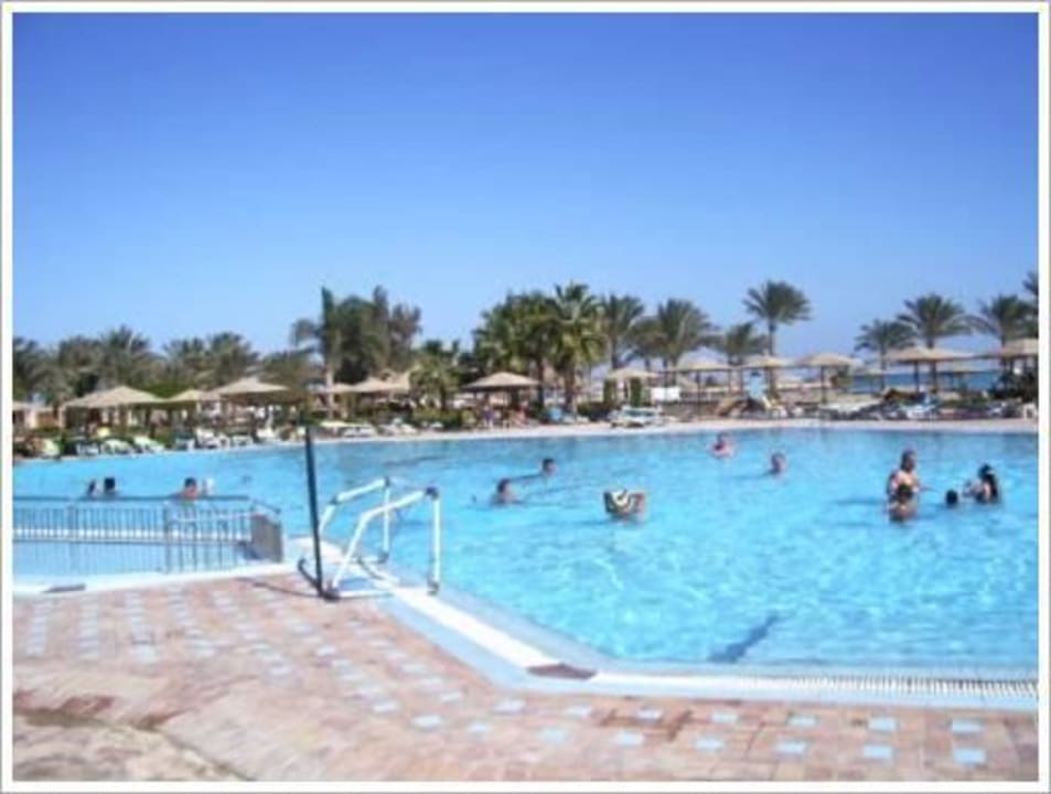 Großer Pool Continental Hotel Hurghada