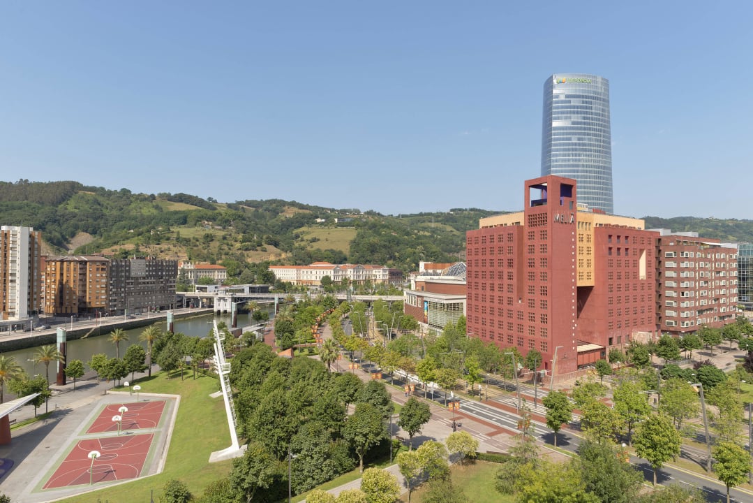 Exterior view Hotel Melia Bilbao