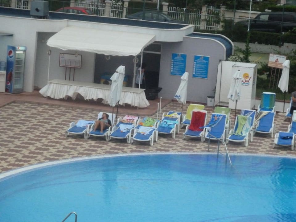 Morgens um 6.30 Uhr Hotel Sineva Beach