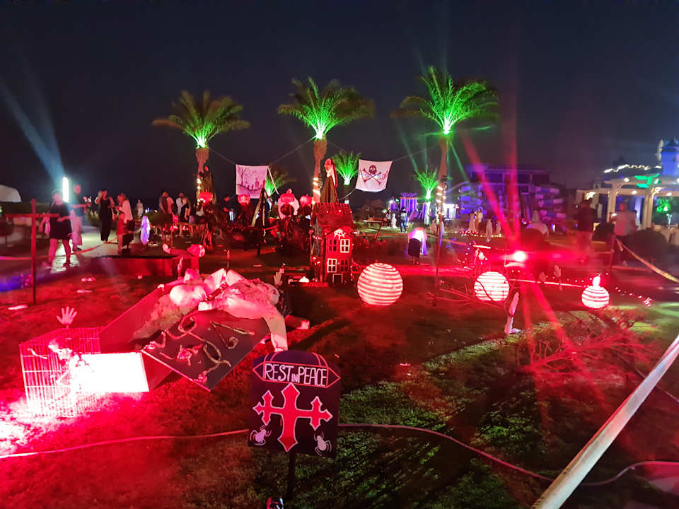 Gartenanlage Gravity Hotel & Aquapark Sahl Hasheesh