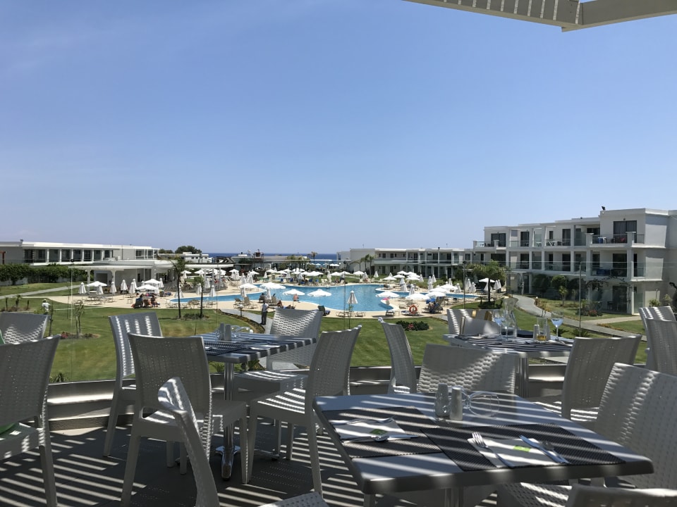 Restaurant Asterias Beach Resort