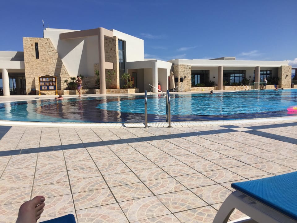 Pool Grand Hotel Holiday Resort