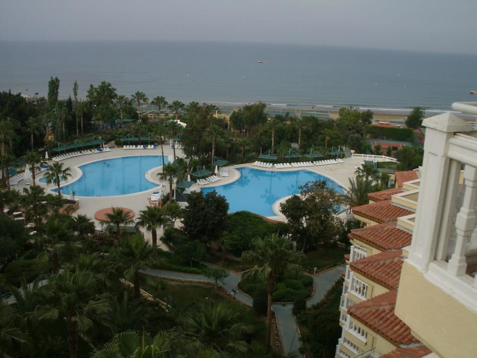 Mit Sicherheit wieder Iz Flower Side Beach Hotel