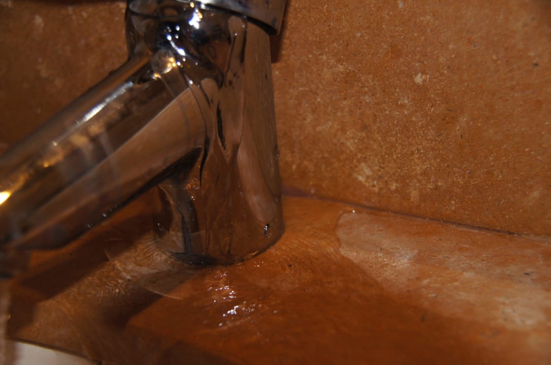 Defekter Wasserhahn Siva Sharm