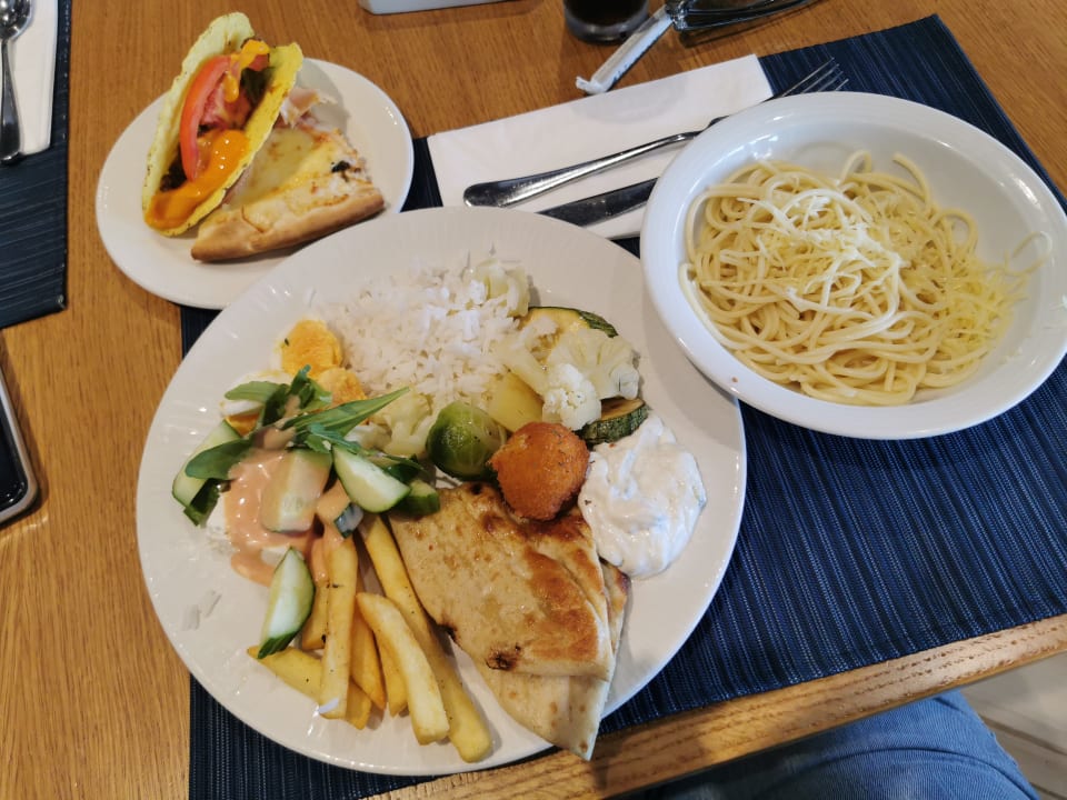 Gastro Arina Beach Resort