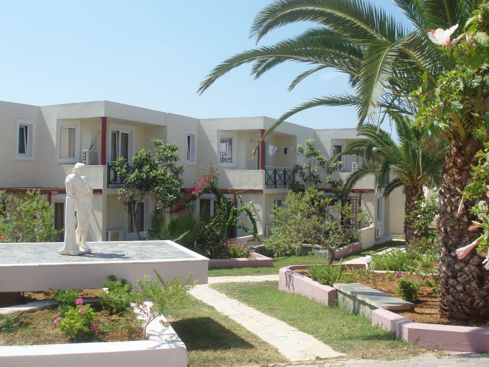 Zimmer von außen  HARPIN Georgioupolis Resort Aquapark & SPA