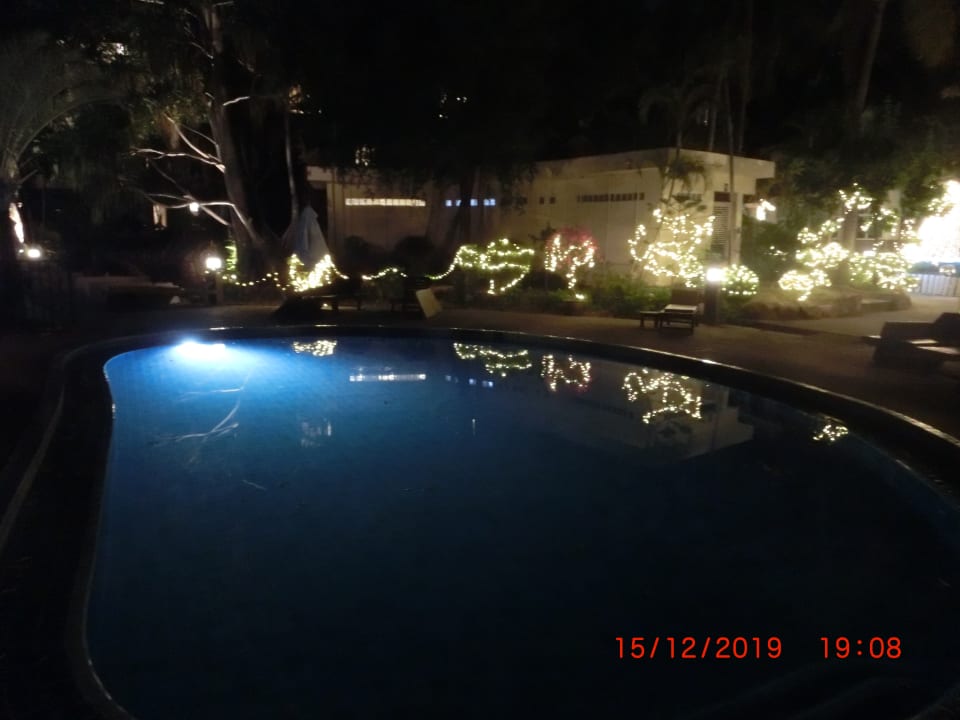 Pool The Green Park Resort