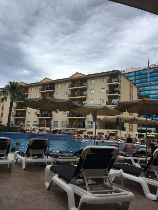 Pool Aparthotel Can Picafort Palace