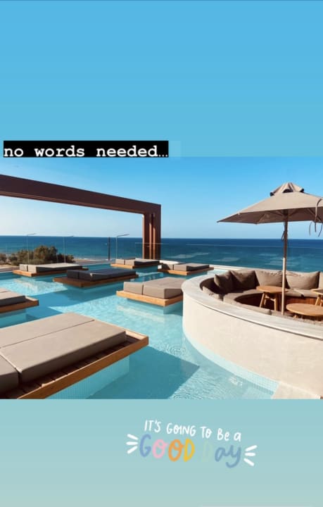 Pool Enorme Santanna Beach