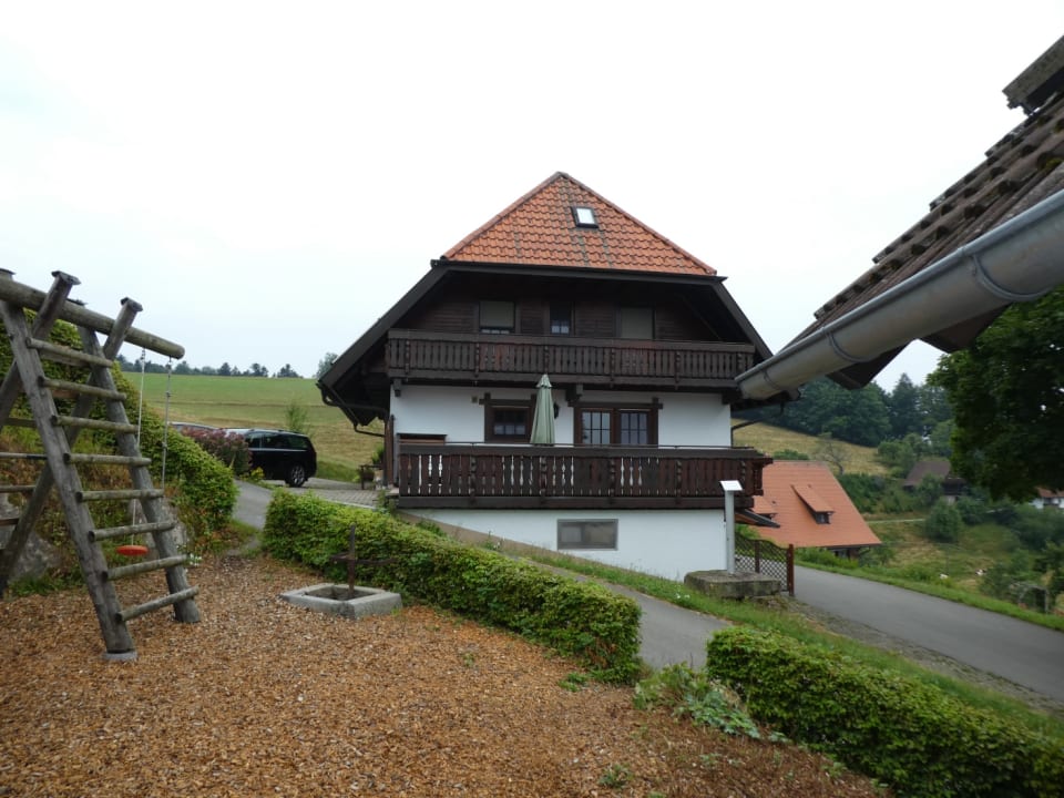 Außenansicht Bio-Bauernhof Simonshof in Schiltach