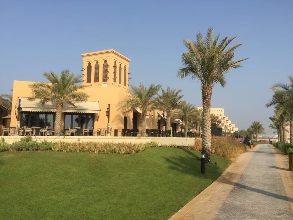 Zum Strand Rixos Bab Al Bahr