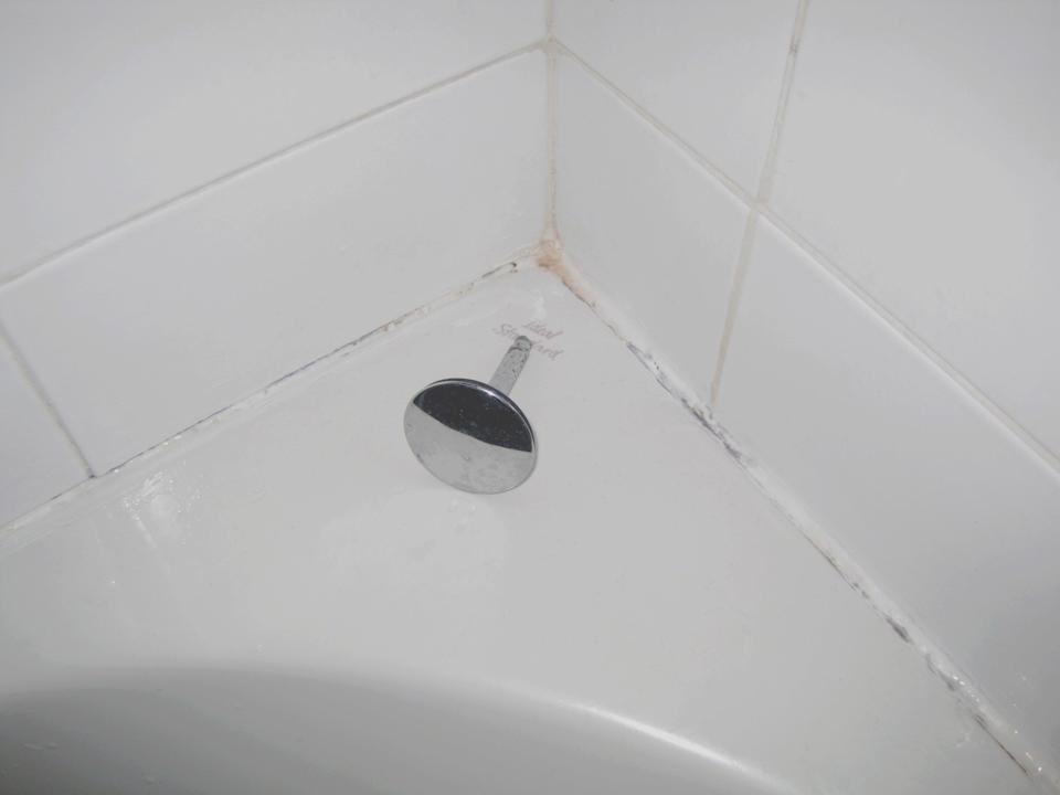 Badewannenrand Appartamento Falegnameria