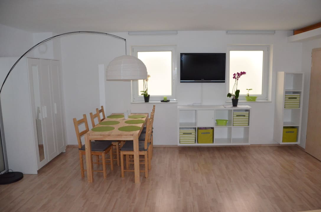 Wohnzimmer - Essbereich Ferienwohnung Wohlfühloase Riedel