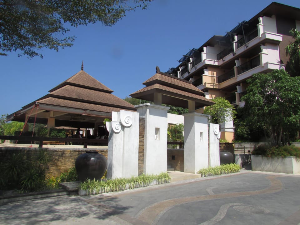 Hotelanlage Avani Ao Nang Cliff Krabi Resort