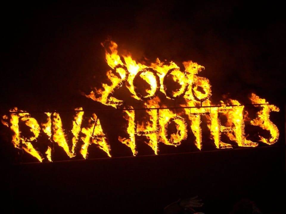 Beach Party Bella Resort & Spa