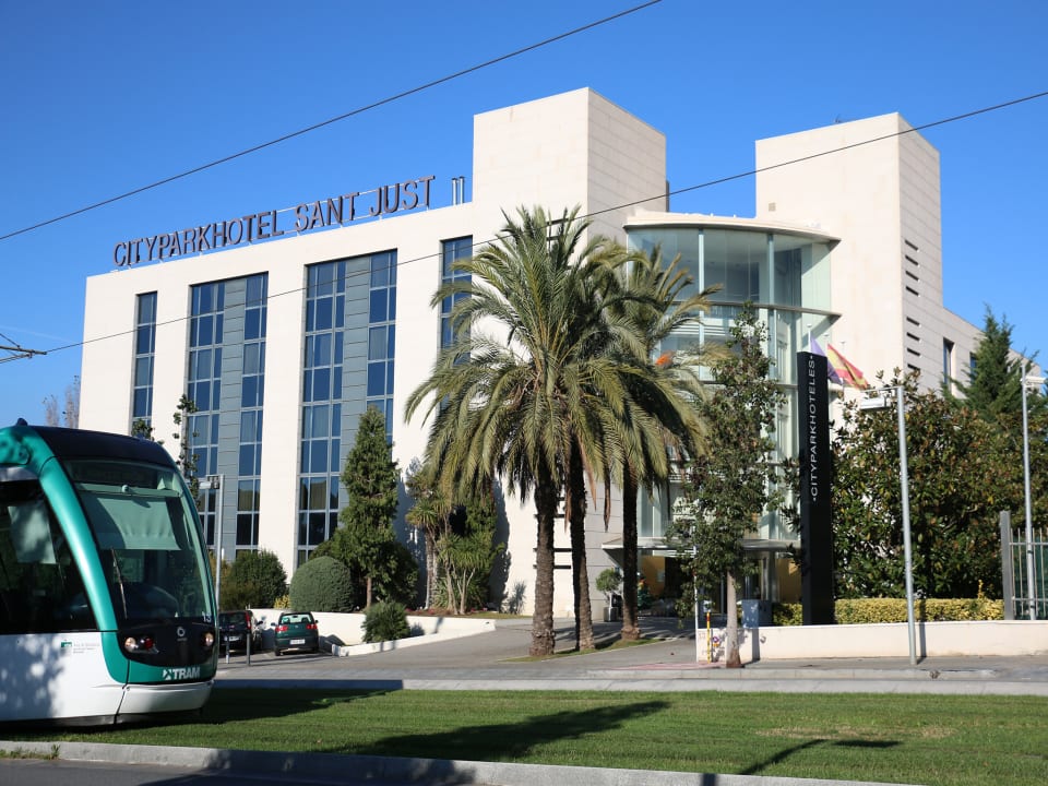 Außenansicht Hotel Acta Sant Just