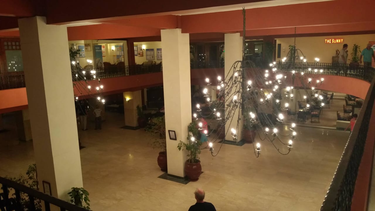 Lobby von ersten Stock Giftun Azur Resort