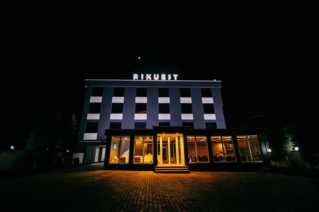 Außenansicht Hotel Rikuest