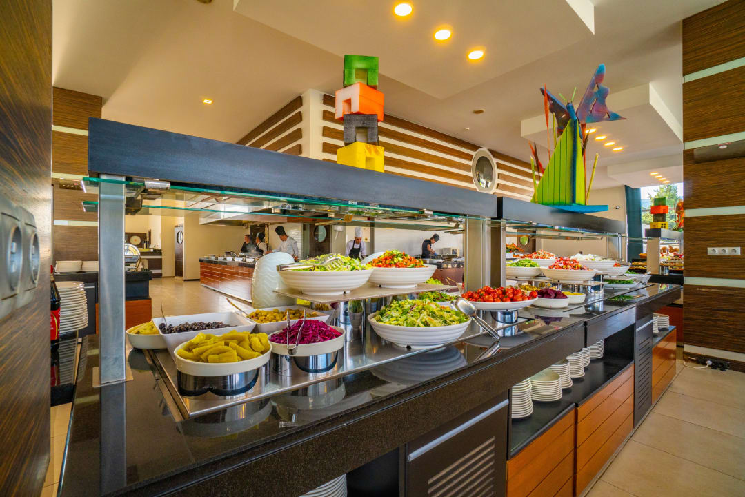 Gastro Karya Family Resort  All Inclusive
