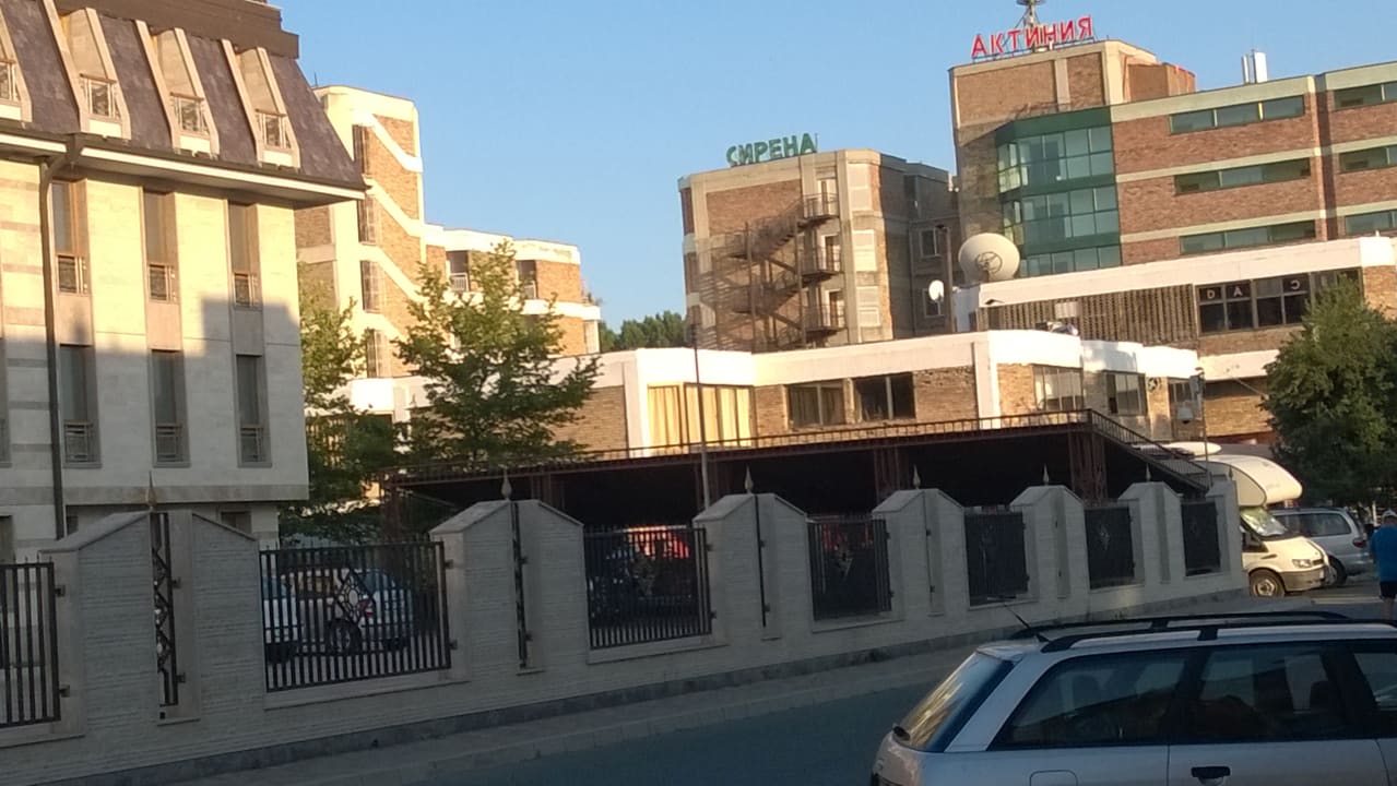 Außenansicht Hotel Aktinia