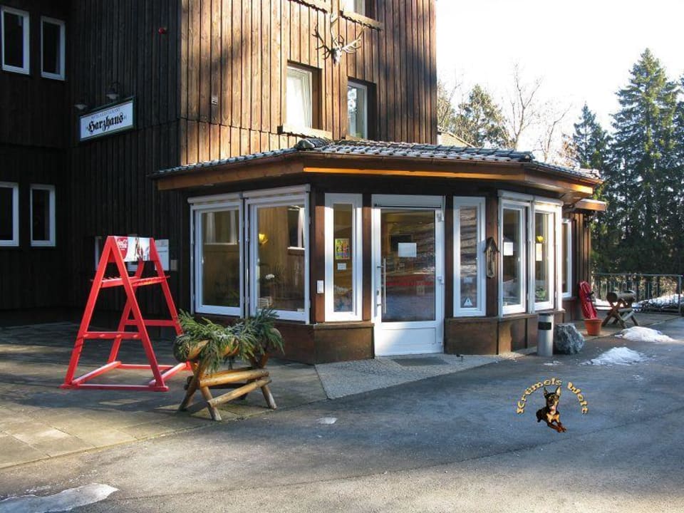 Blick auf den Eingangsbereich des Hotels Hotel Harzhaus