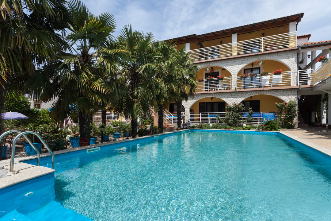 Außenansicht Apartments Paradis