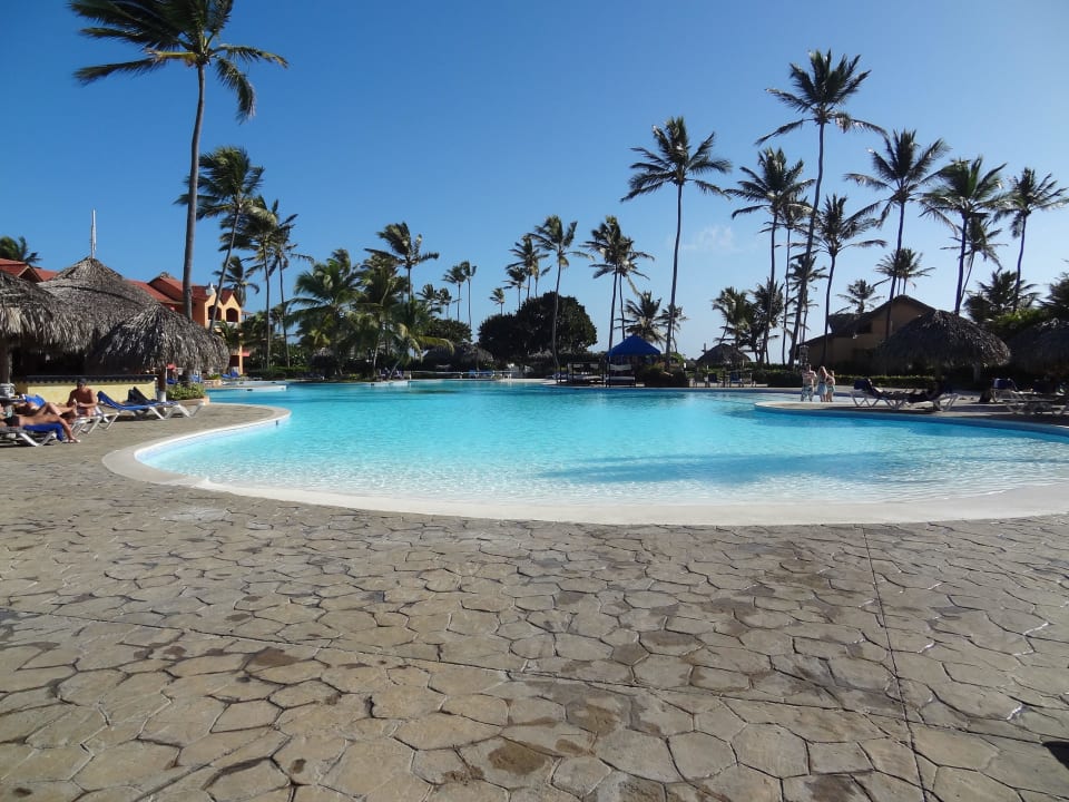 Pool Punta Cana Princess All Suites Resort & Spa