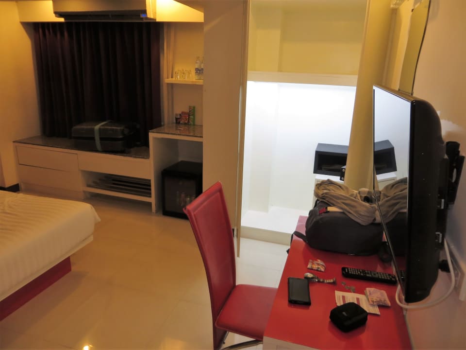 Zimmer Citin Sukhumvit 11 by Compass Hospitality
