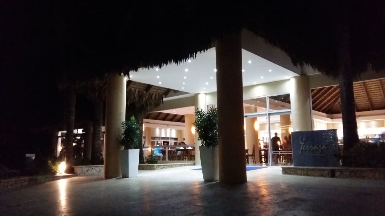 Restaurant Hotel Viva Dominicus Beach by Wyndham - All Inclusive Resort