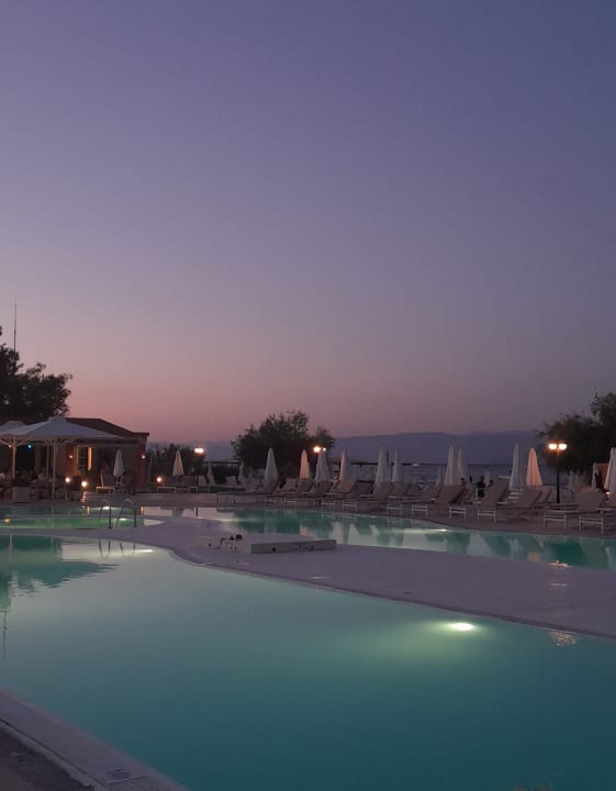 Pool Capo Di Corfu  (Im Umbau/Renovierung)