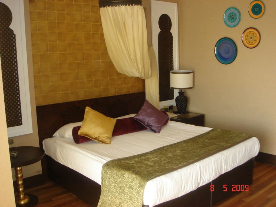 Zimmer Spice Hotel & Spa