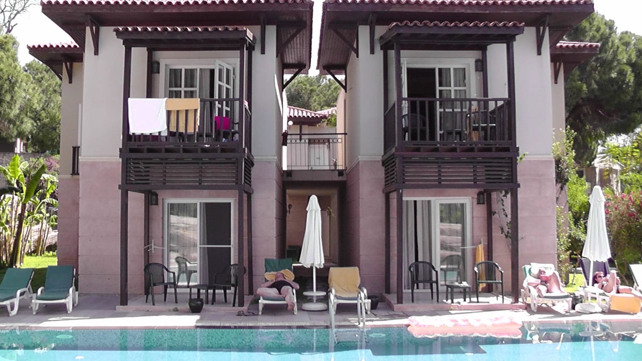 Unser Zimmer direkt am Pool Papillon Ayscha