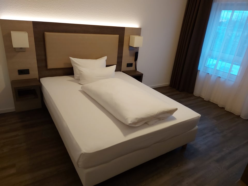 Zimmer Hotel Newton Ludwigshafen