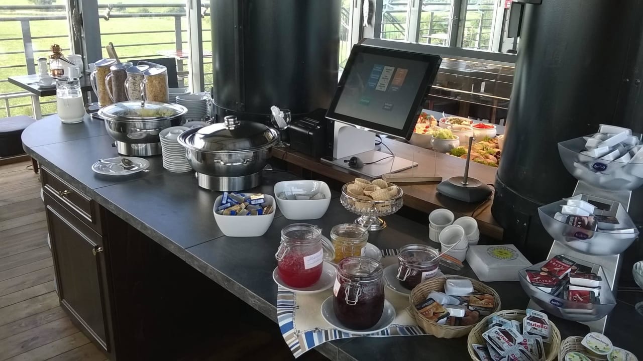 Frühstücksbuffet Hotel Dömitzer Hafen