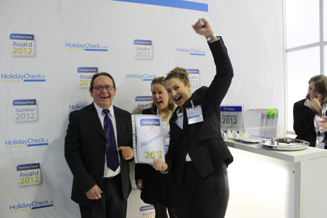 Jejejeje Hotel Clumba