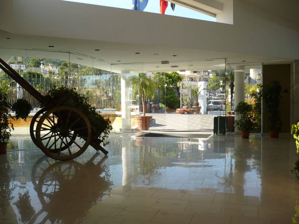 Rezeptionshalle Aldiana Club Rocca Nettuno Calabria