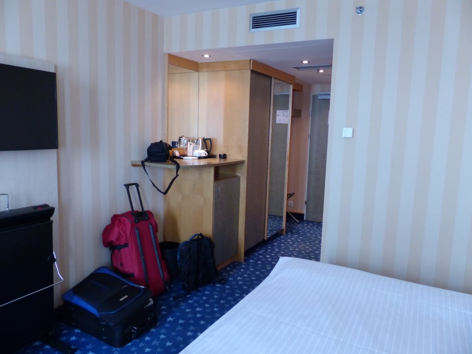 Zimmer NH Danube City