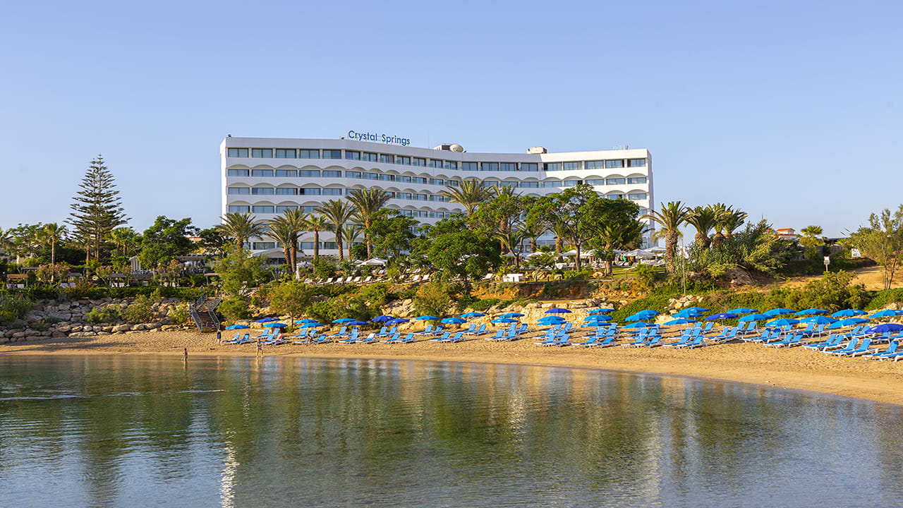 Außenansicht Crystal Springs Beach Hotel