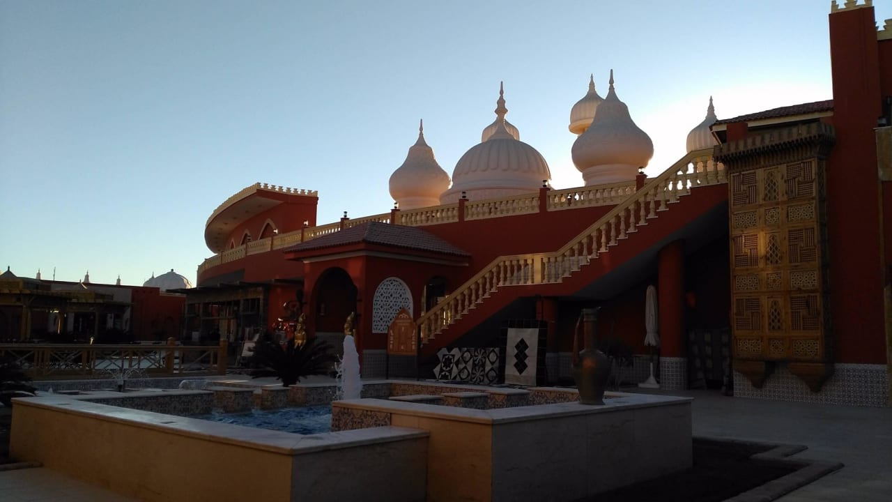 Hauptplatz Pickalbatros Alf Leila Wa Leila Resort - Neverland Hurghada