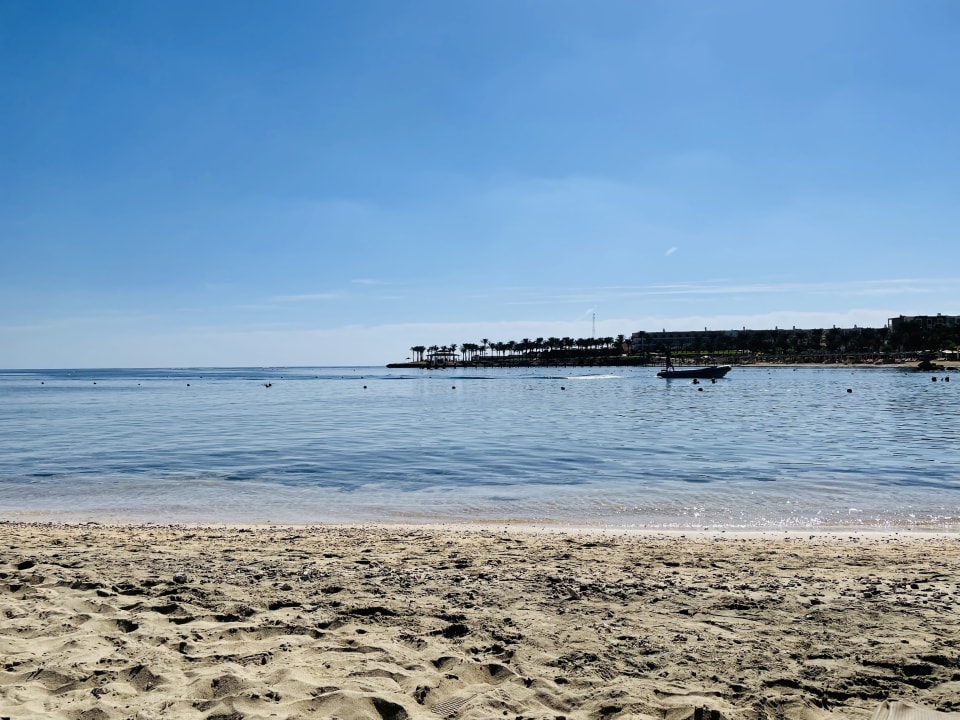 Strand Brayka Bay Resort