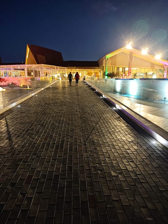 Außenansicht Pickalbatros Sea World Resort - Marsa Alam