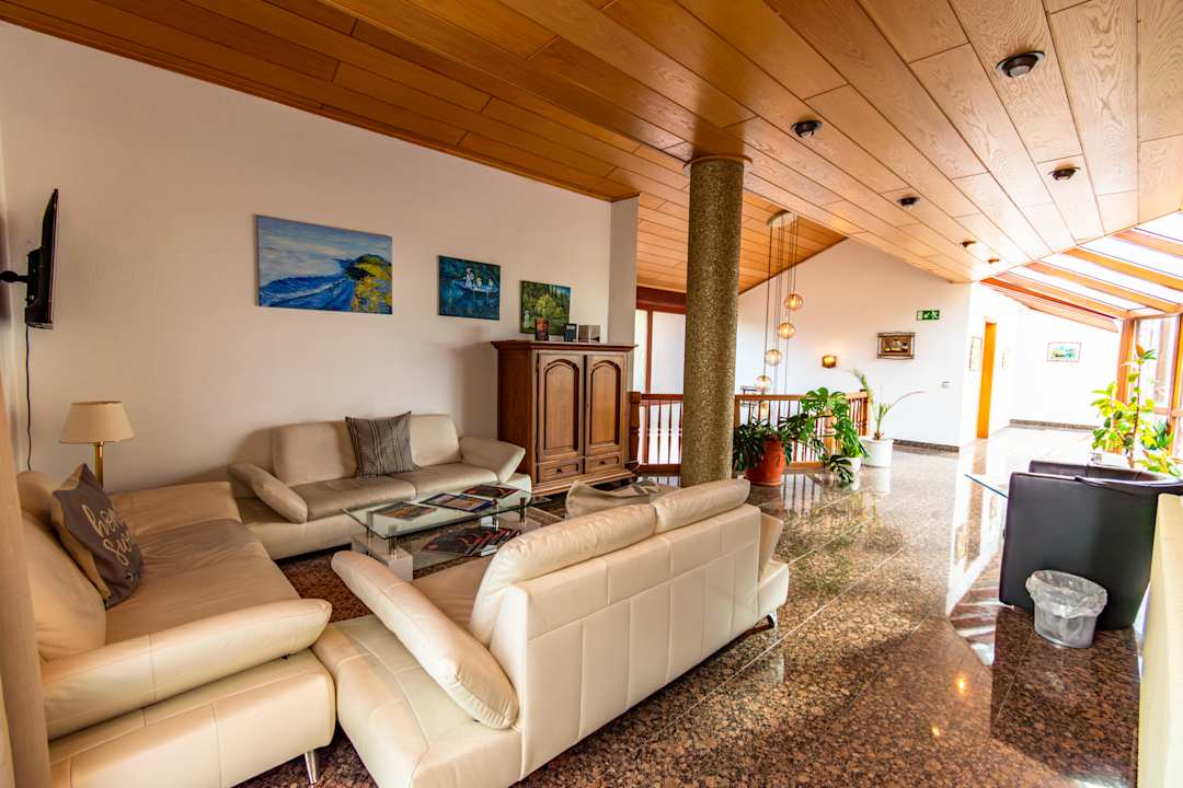 Lobby Hotel & Restaurant Nehrener Hof