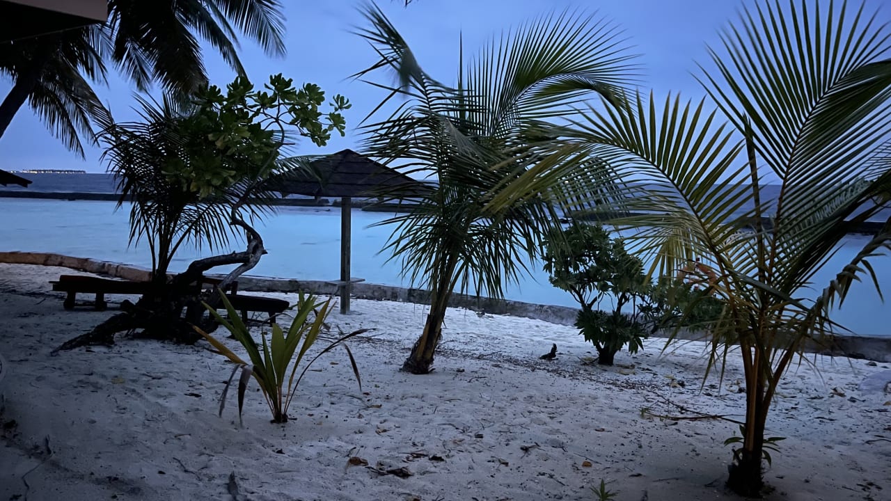 Strand Ellaidhoo Maldives by Cinnamon