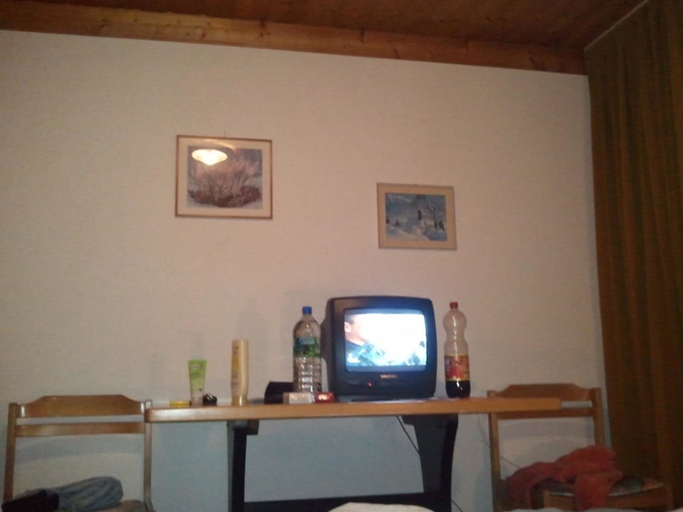 Fernseh vom Bett aus Hotel Bergland-Hof