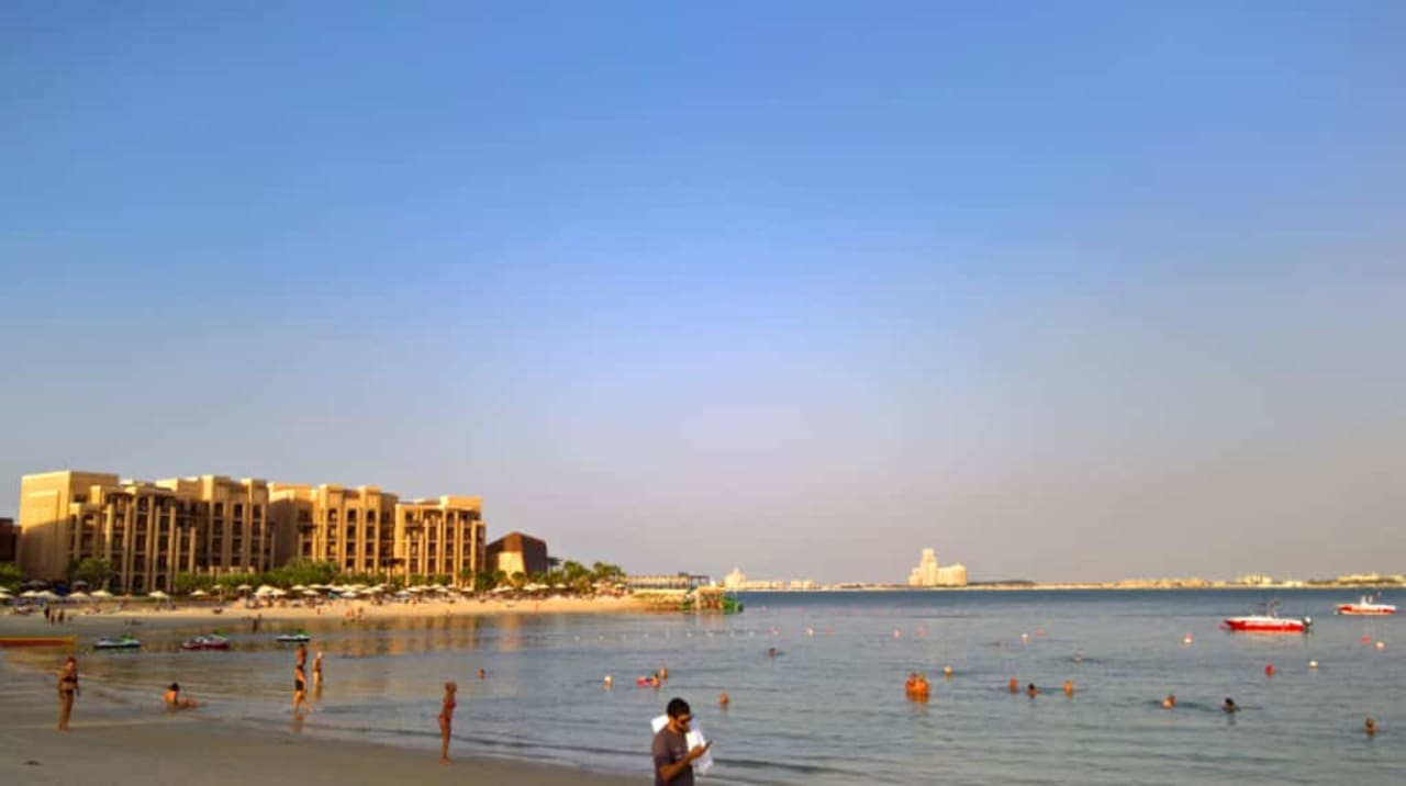 Plaża DoubleTree by Hilton Resort & Spa Marjan Island